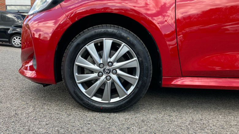 Toyota Yaris 1.5 Hybrid Icon 5dr CVT Hybrid Hatchback